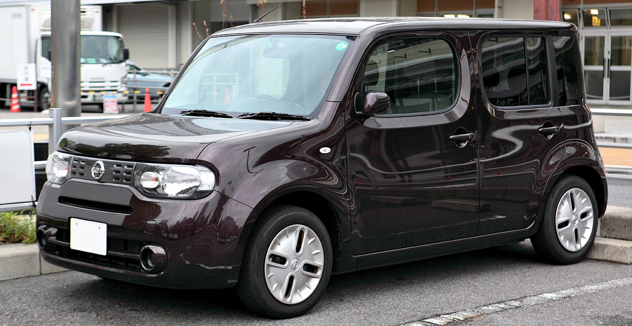 Nissan_Cube_Z12_001.JPG