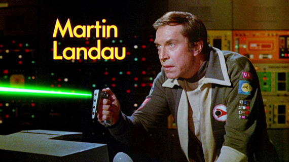 space-1999-martin-landau-stun-gun.jpg