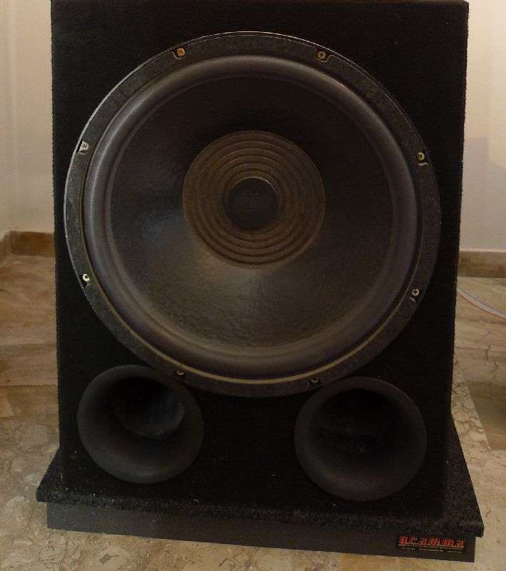 sub01y.jpg