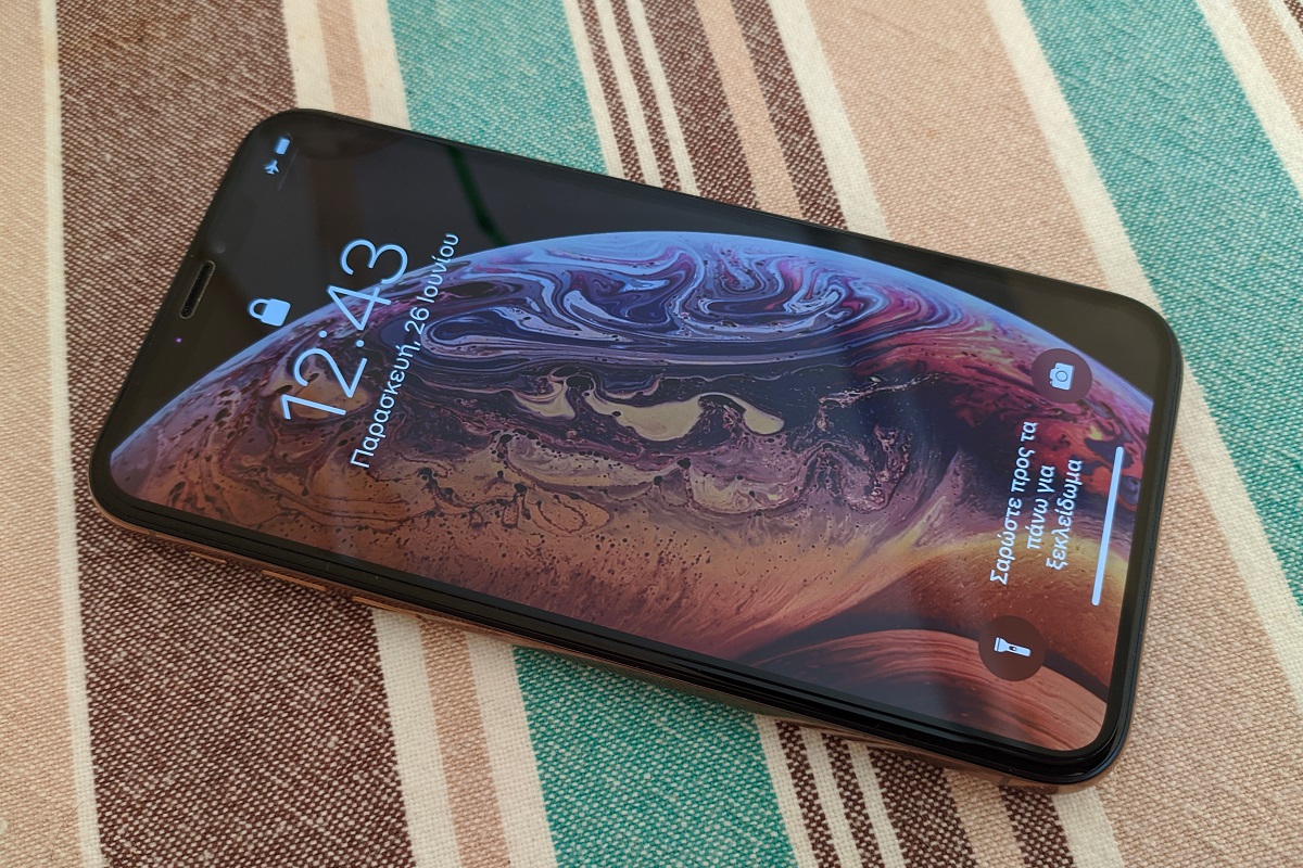 i-Phone-XS-1.jpg