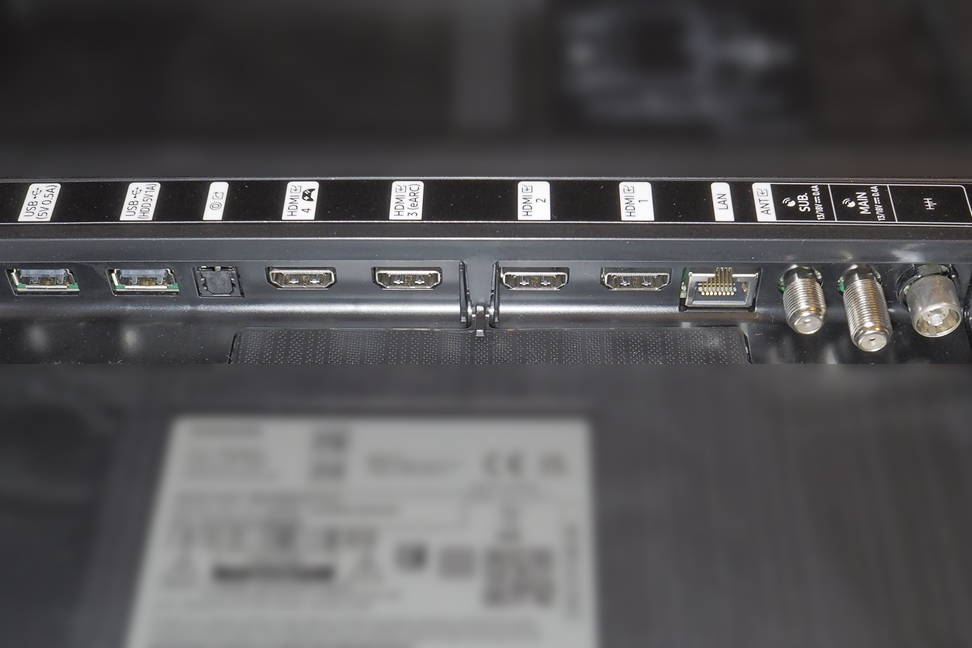 zlacza-telewizora-samsung-qe55q80aa.jpg