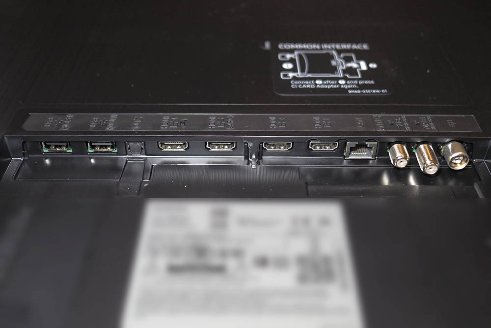 zlacza-telewizora-samsung-qe65q77a.jpg