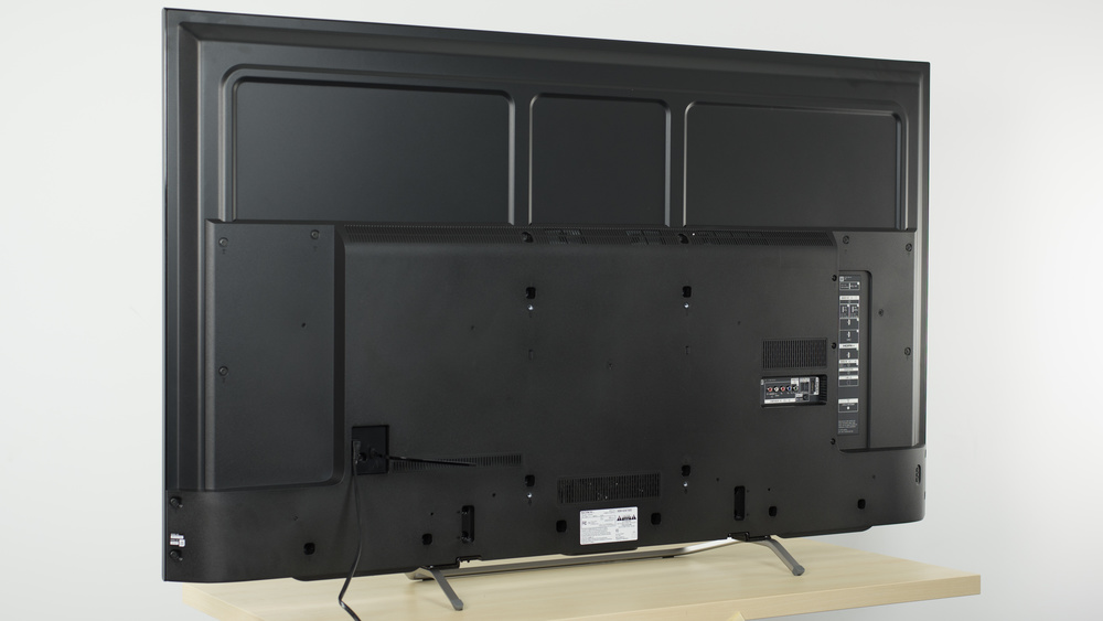 x750d-back-medium.jpg