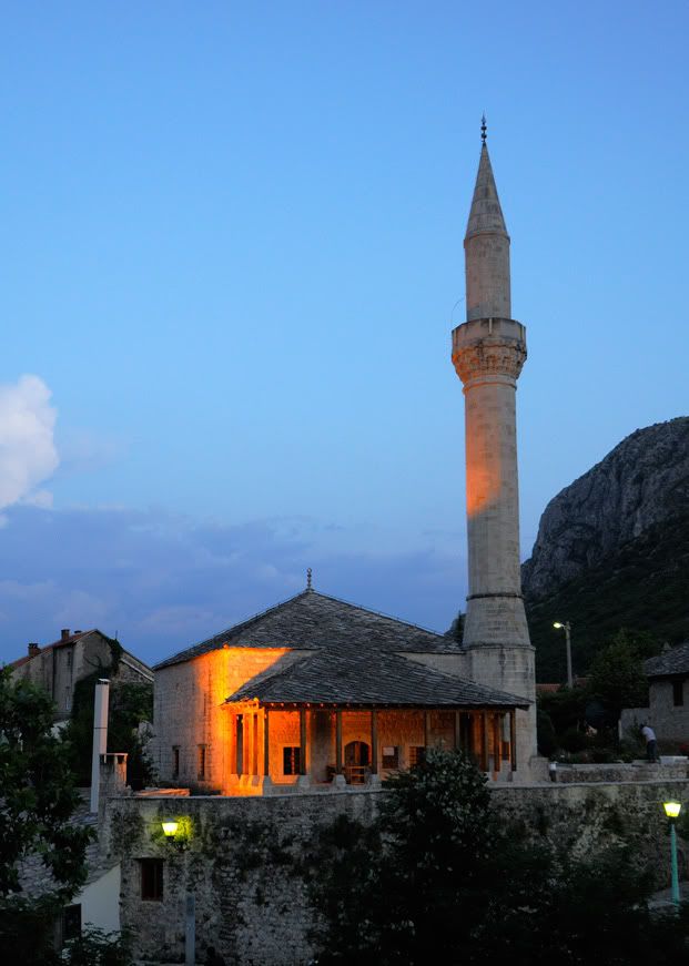 mostar_mosque.jpg