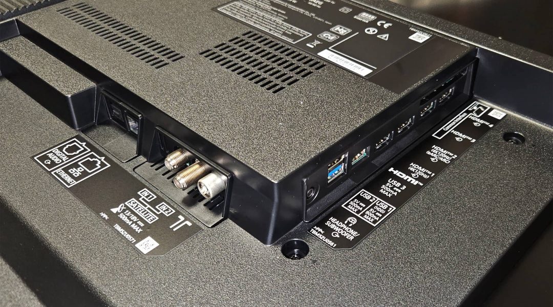 Panasonic-TV55Z85A-aansluitingen-1080x600.jpg