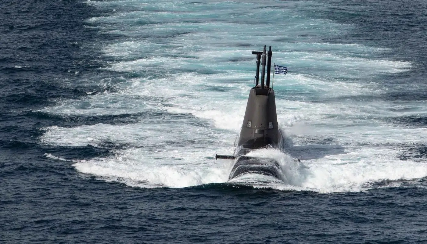 defencereview.gr