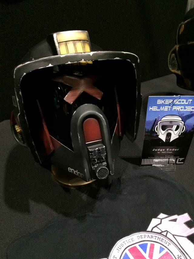 judge-dredd-biker-scout-helmet_rfnf.640.jpg