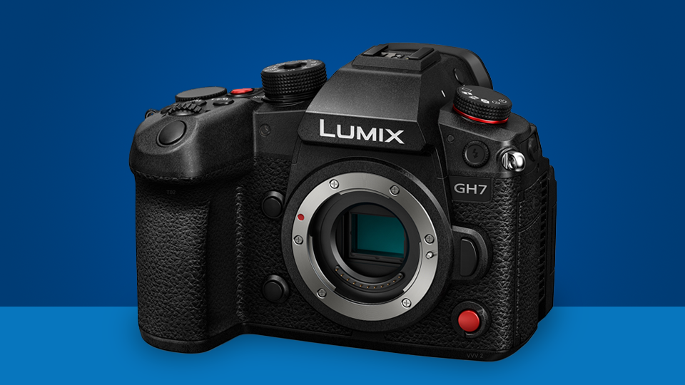 Panasonic-GH7-camera-3.webp
