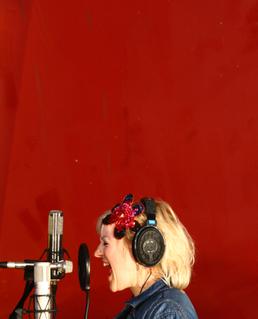 alice%20russell%2003.jpg