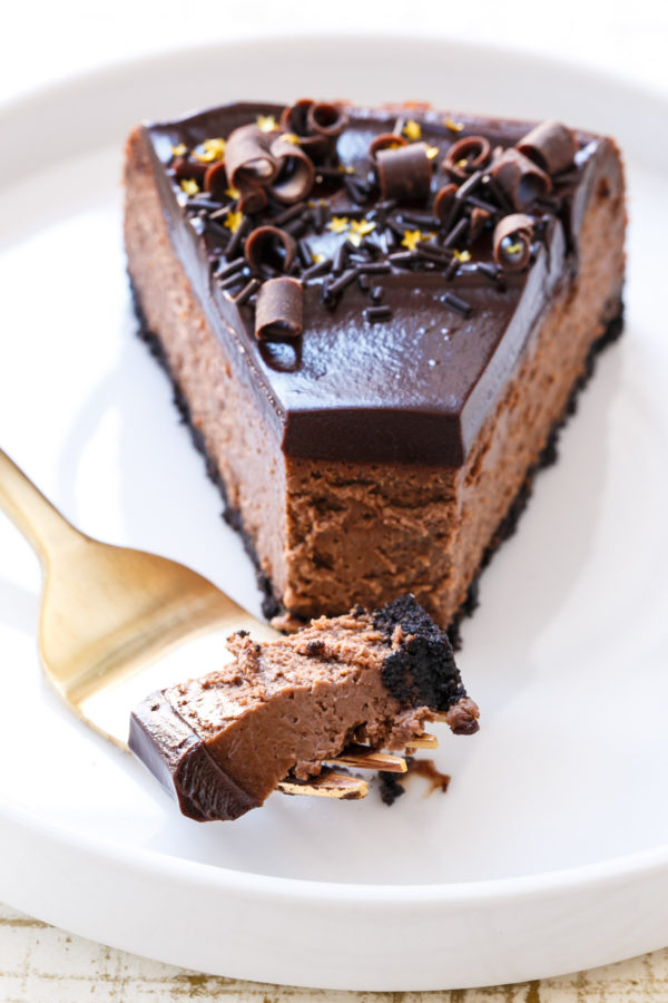 triple-chocolate-cheesecake5-600x900.jpg