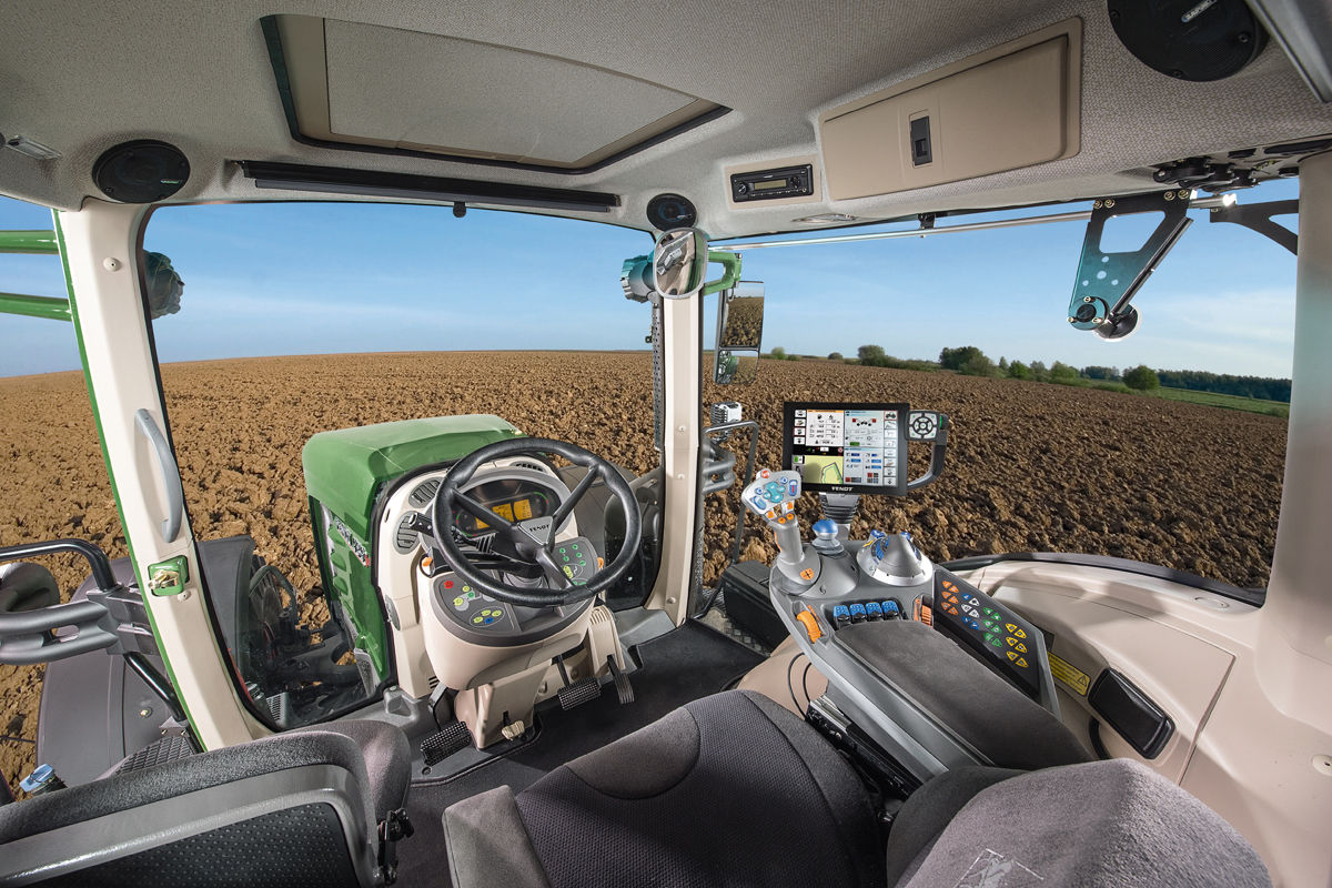 Fendt-939-Vario-Cockpit-1200x800-a42c99e850a8725b.jpg