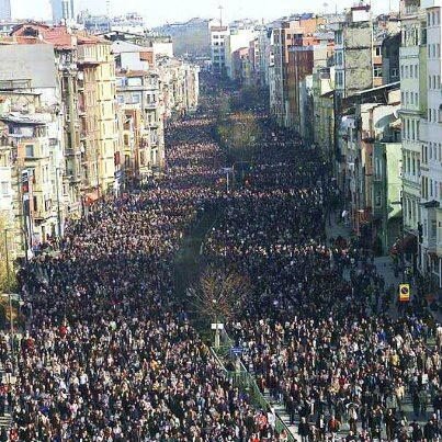 BEXqQAcCYAESFaS.jpg:large