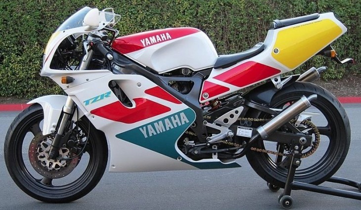 1992-Yamaha-TZR250-L-Side-730x425.jpg