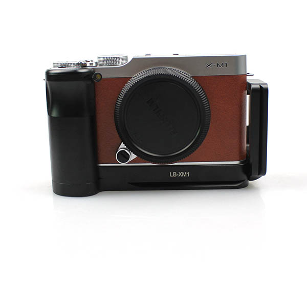 12358090-fujifilm-m1-camera-hand-grip-plate-qr-arca-swiss.jpg