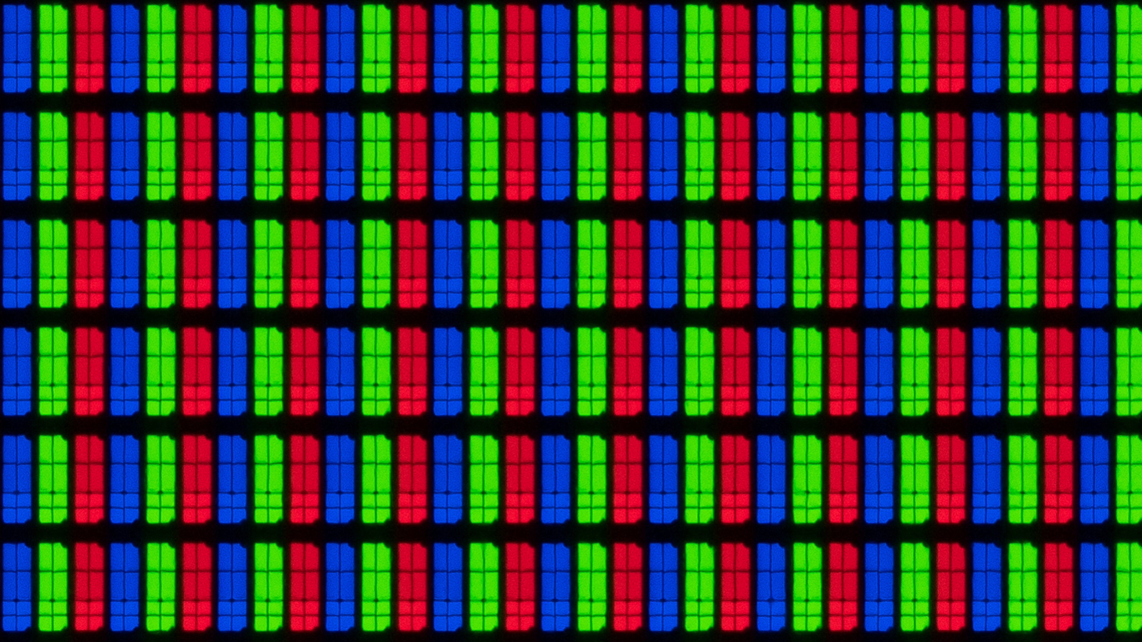 q825-pixels-large.jpg