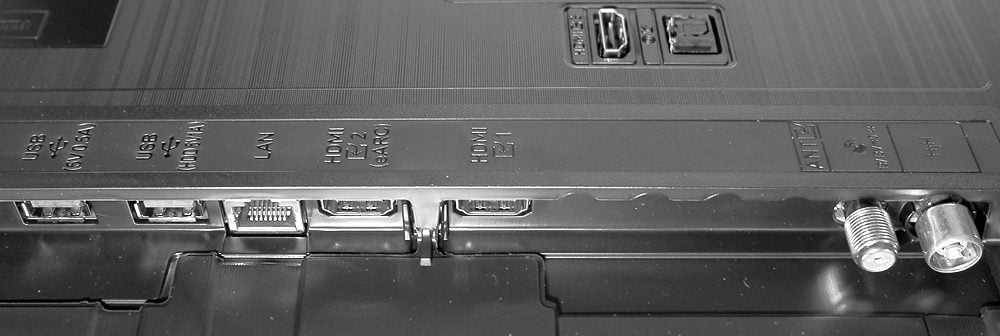 samsung-43q67b-zlacza.jpg