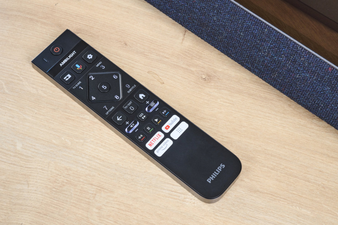 philips-oled908-zubehoer-fernbedienung-1080x720.jpg
