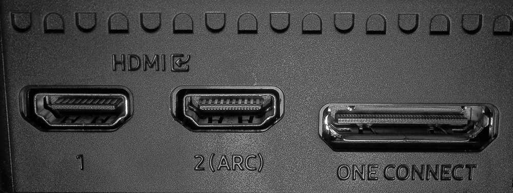11a-Samsung-32LS03B-zlacza-1.jpg