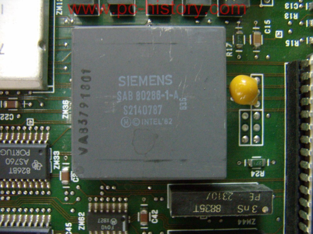 IBM_90X9161_8550_System_Board_10-MHz_processor.jpg