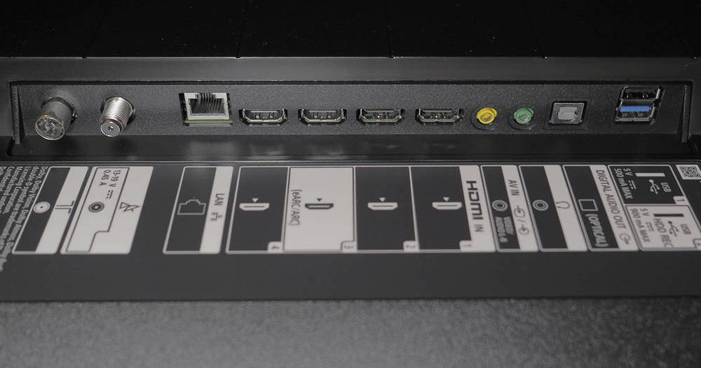 sony-50x80j-zlacza.jpg
