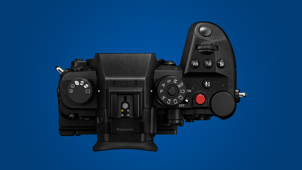 Panasonic-GH7-camera-1.webp