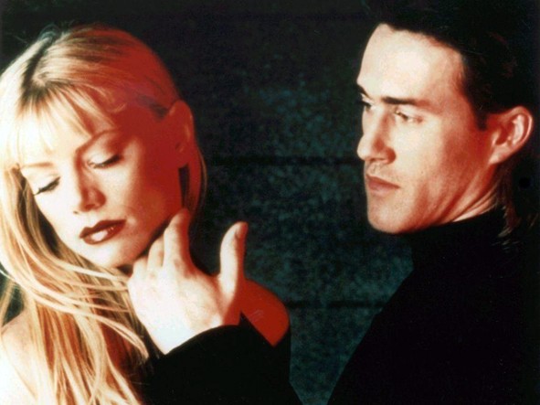peta-wilson-e-roy-dupuis-nel-serial-nikita-110430.jpg