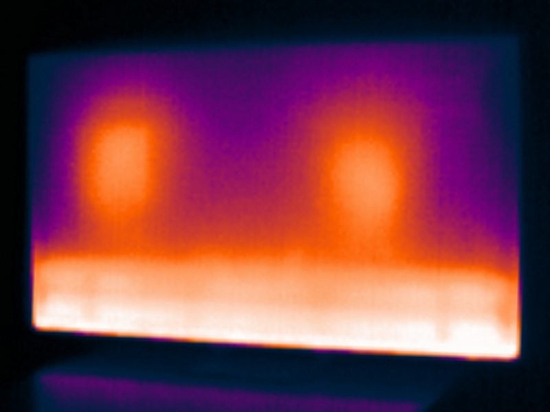 03b-Samsung-65Q77D-termogram.jpg