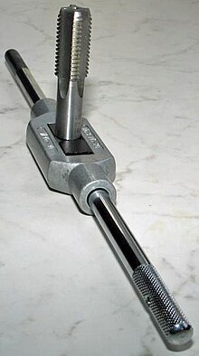 220px-Gewindebohrer.jpg
