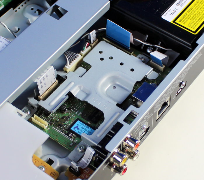 Sony_BDP-S590_Innenleben2.jpg