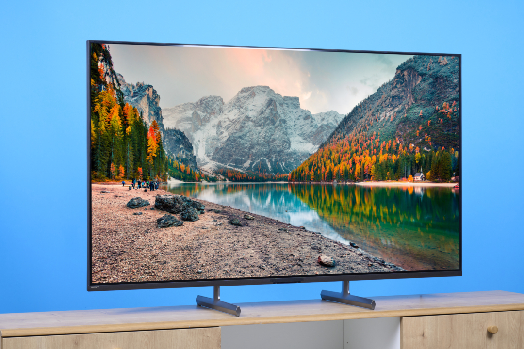 sony-x85l-schraeg-standfuesse-aussen-1080x720.jpg