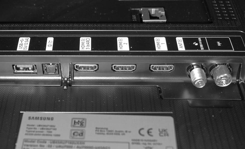 zlacza-telewizora-samsung-43au7192.jpg