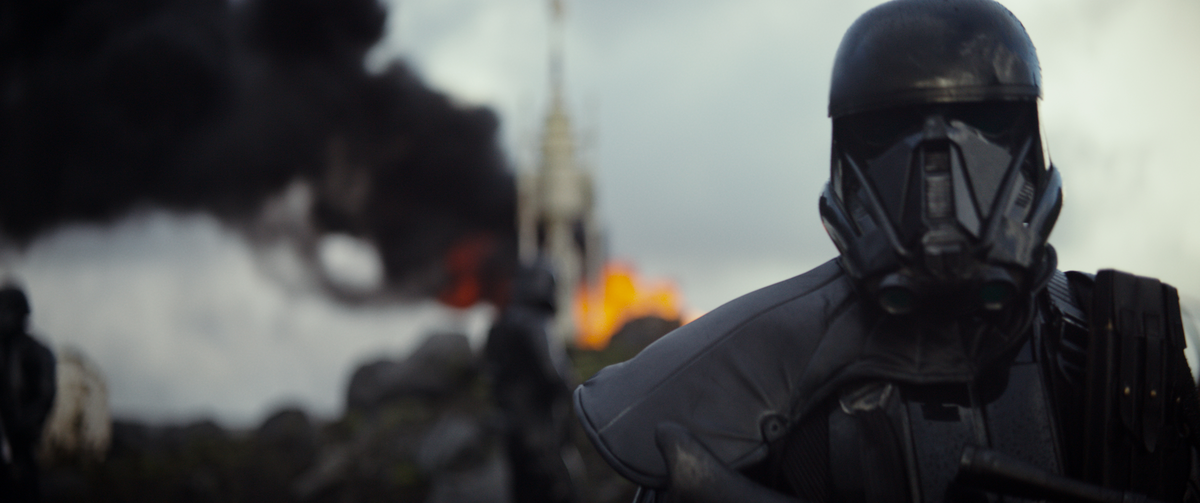 star-wars-rogue-one-trailer-death-trooper.jpg