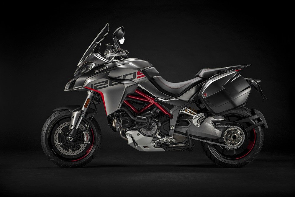 MY20-DUCATI-MULTISTRADA-1260-S-GRAND-TOUR-27-UC101587-Low.jpg