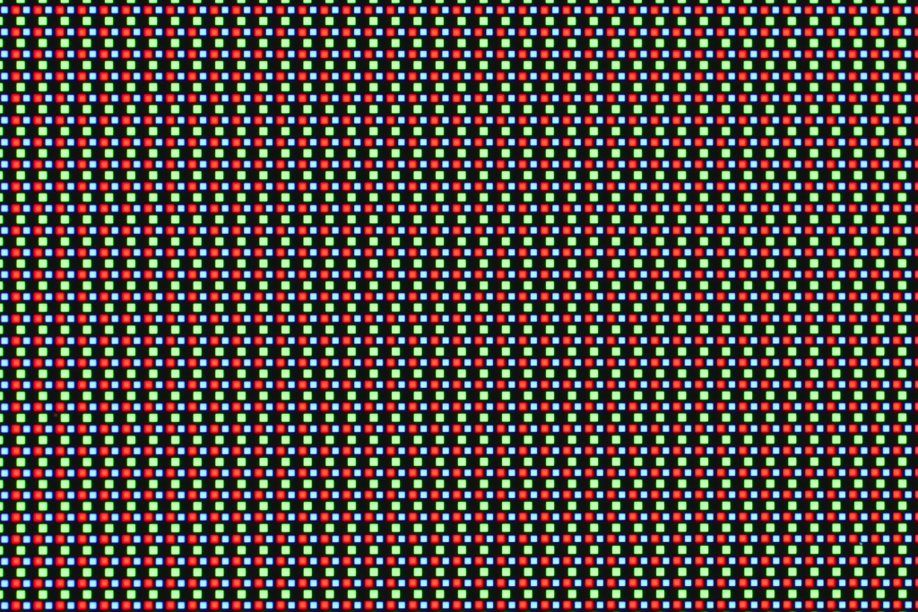samsung-s90c-pixelmakro-1-1024x683.jpg
