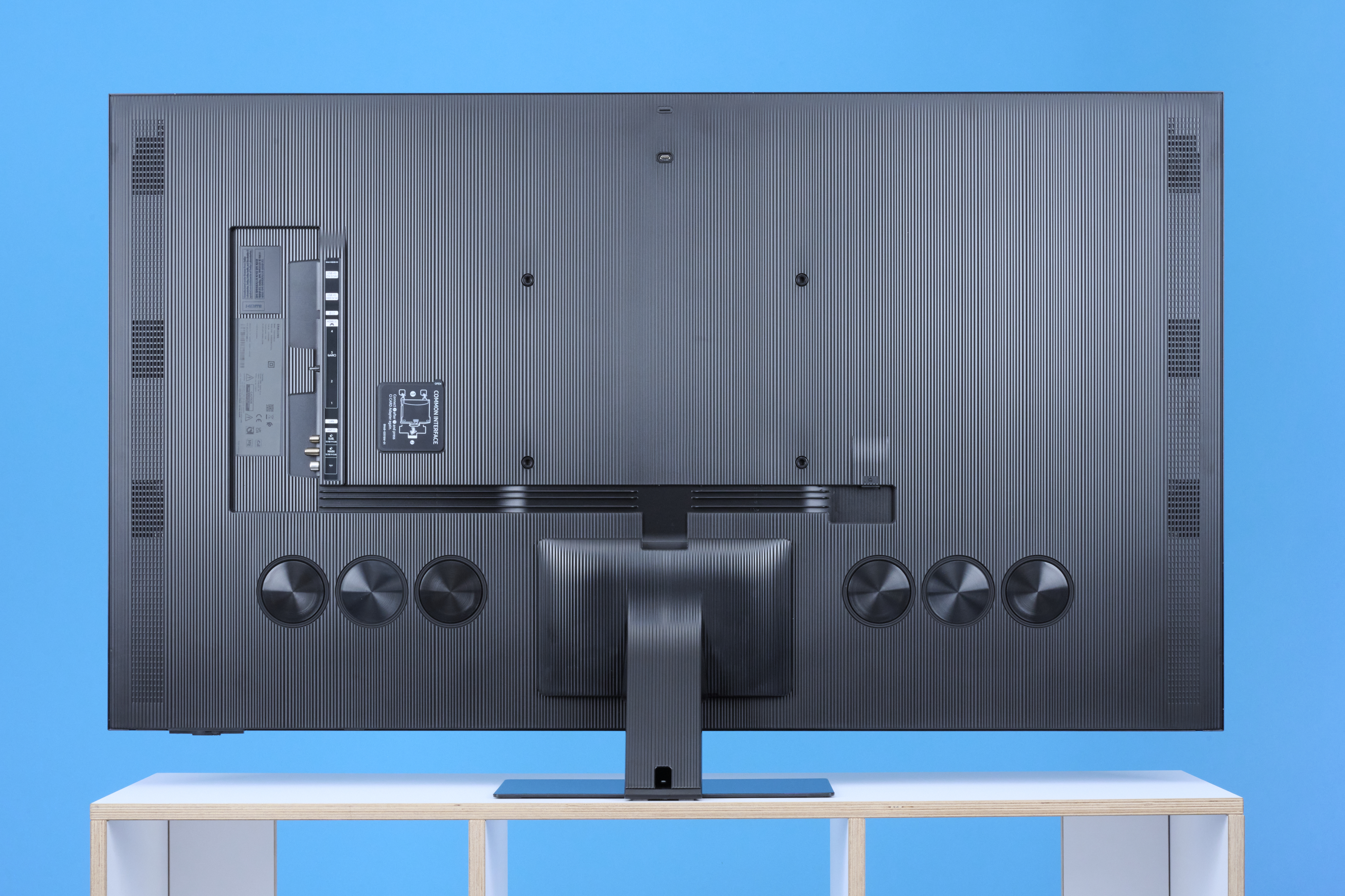 samsung-qn95-c-rueckseite.jpg