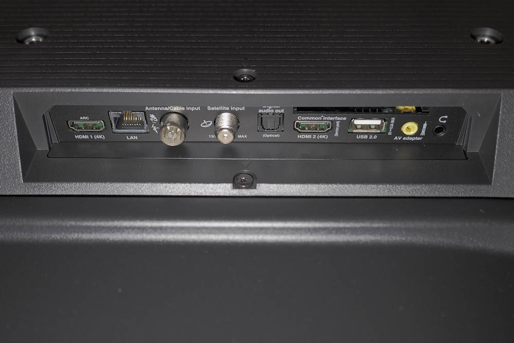 zlacza-telewizora-tcl-43p615.jpg