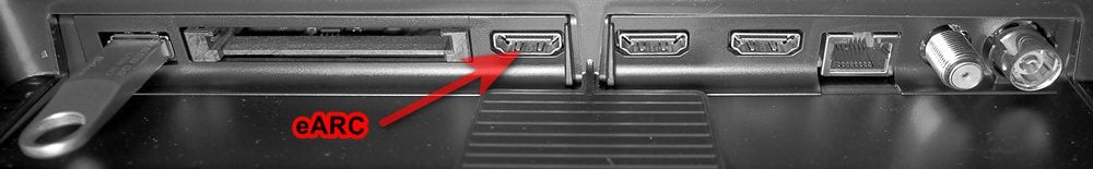 11-Samsung-65DU7192-zlacza-z-boku.jpg