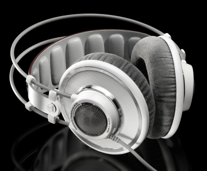 akg701.jpg
