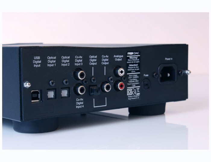 dac-r-back-panel-st.jpg