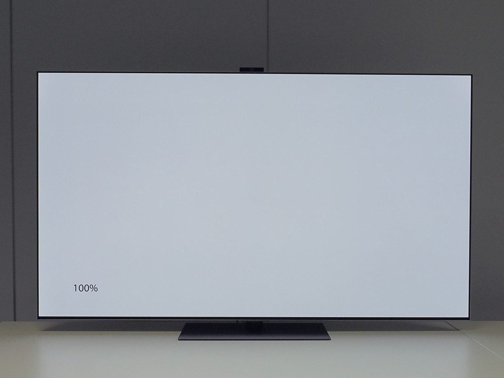 04c-LG-OLED65G5biel-na-wprost.jpg