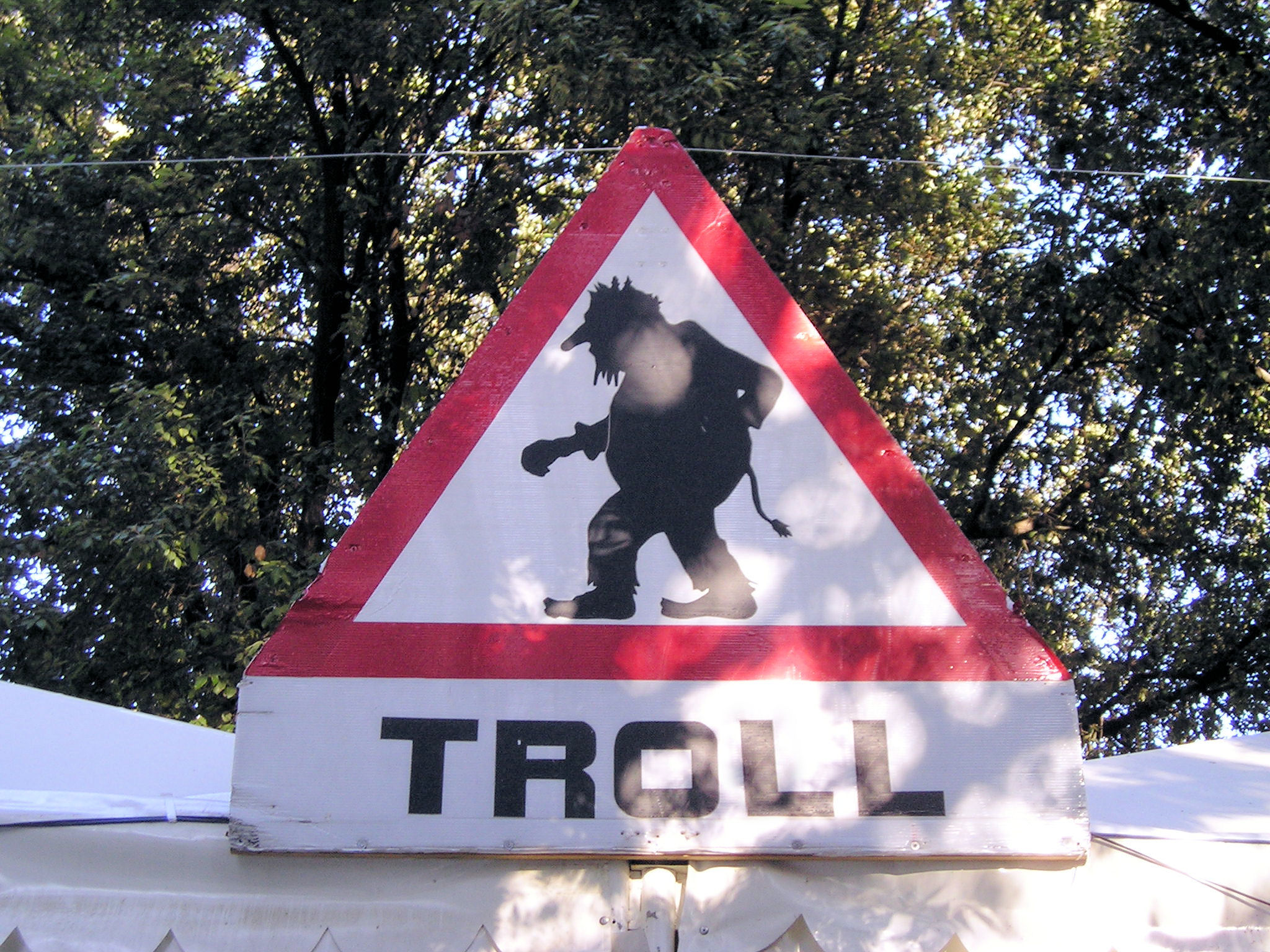 Troll_Warning.jpg