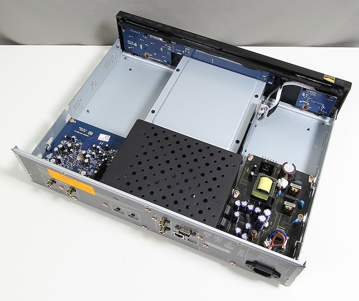 Pioneer-BDP-LX58-Innenleben-Gesamt.jpg