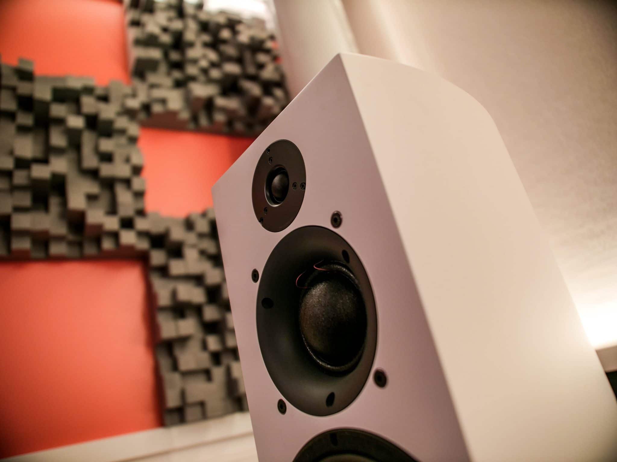 www.alpha-audio.net