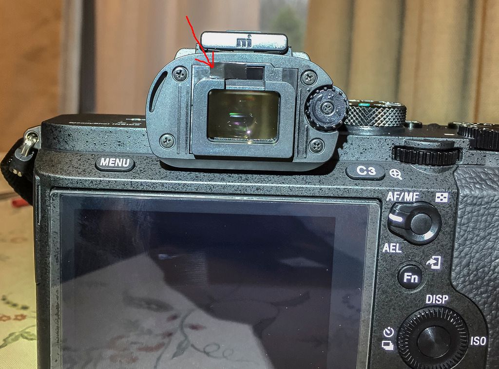 LightDim%20on%20a7%20II_zpsfiagd3gt.jpg