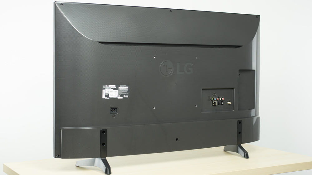 lh5700-back-medium.jpg