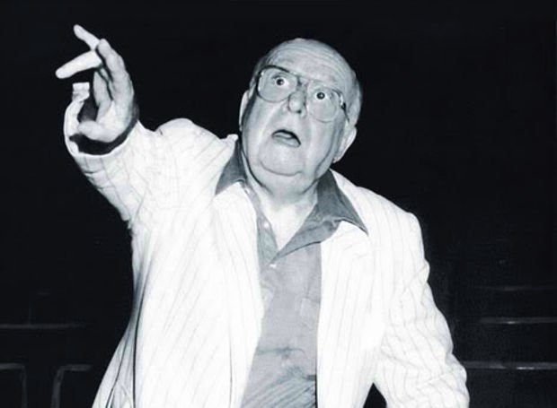 Alekos_Sakellarios.jpg