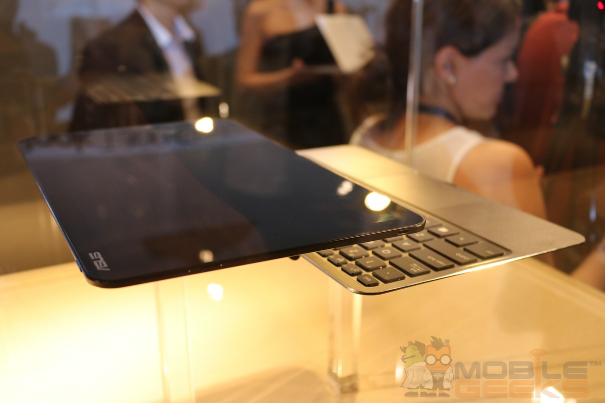 ASUS-Transformer-Book-T300-Chi-008.jpg