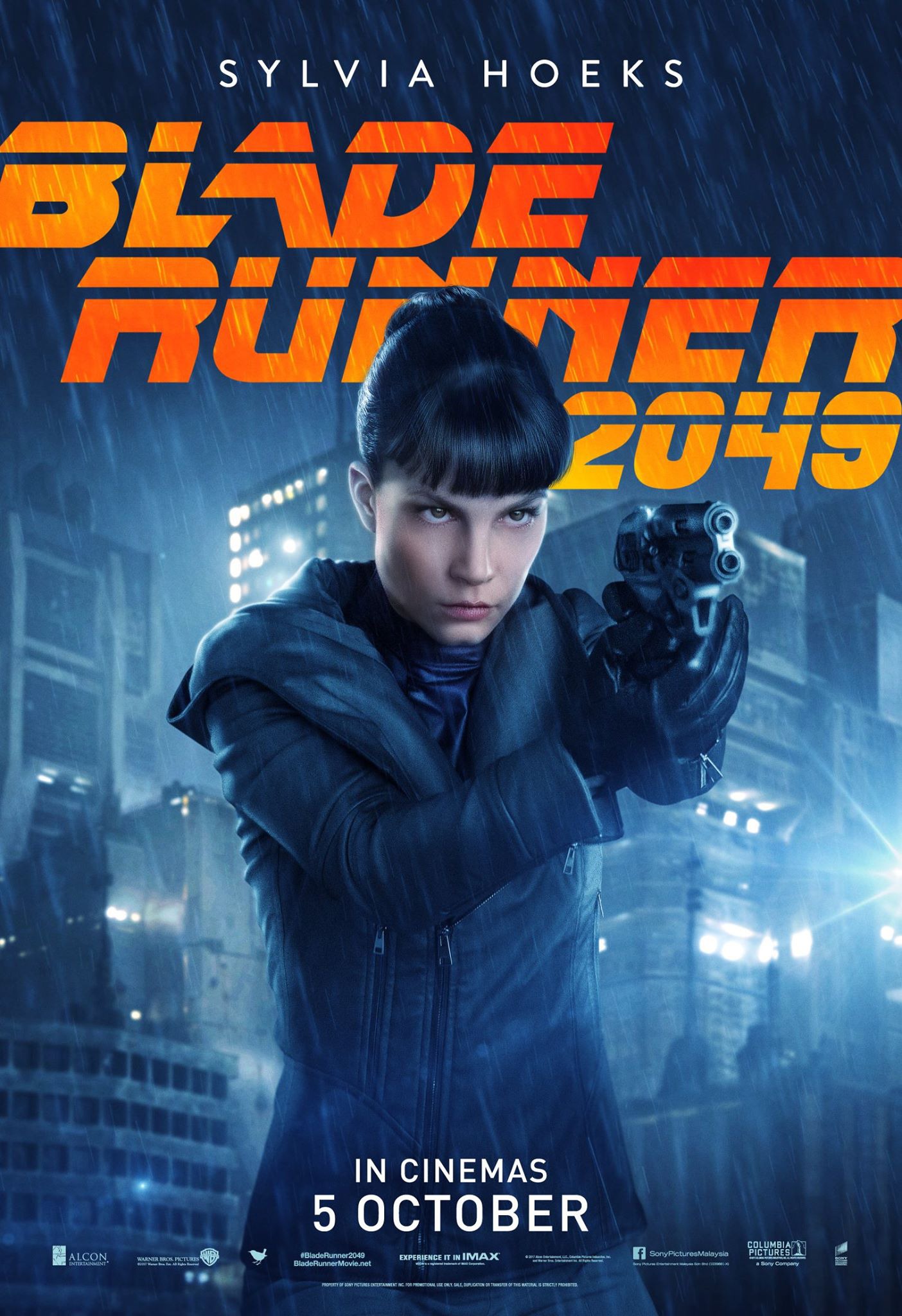 Blade-Runner-2049-Poster-Sylvia-Hoeks.jpg