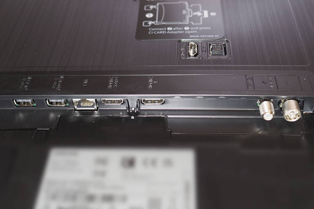 zlacza-telewizora-samsung-qe55q67a.jpg
