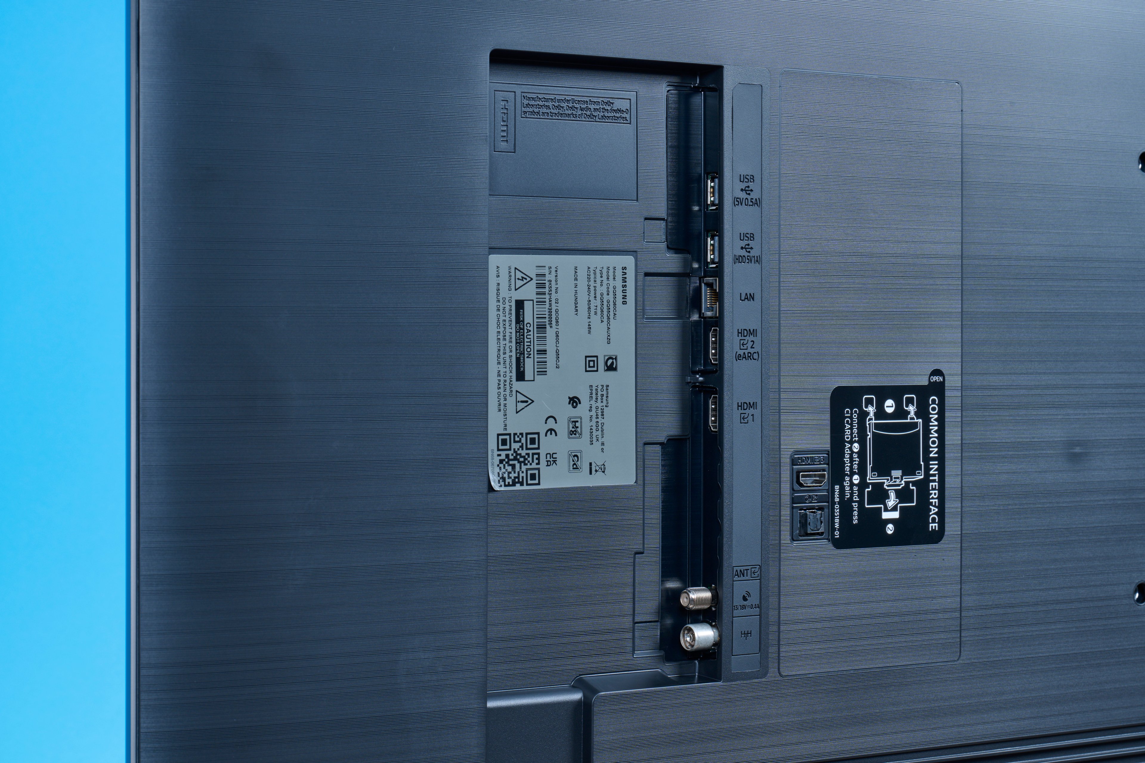 samsung-q60c-anschluesse.jpg